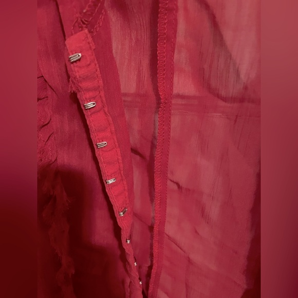 Guess sleeveless blouse - Picture 2 of 4